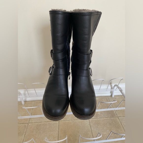 Sophie17  Darby Womens Black Faut Fur Boots Combat Buckles Shoes Size 3 M - Picture 4 of 10